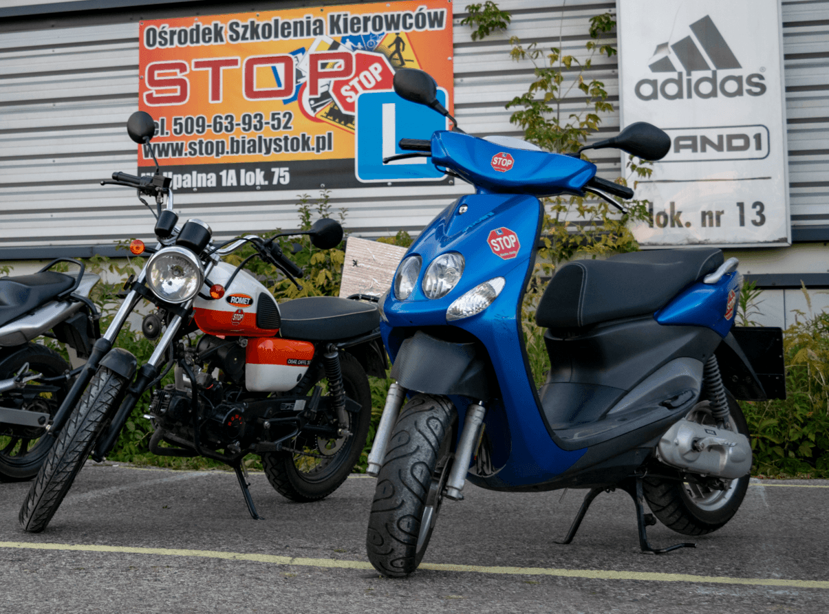 skuter oraz motorower pojazdy do nauki jazdy na kategorię AM od 14 roku życia skuter oraz motorower pojazdy do nauki jazdy na kategorię AM od 14 roku życia